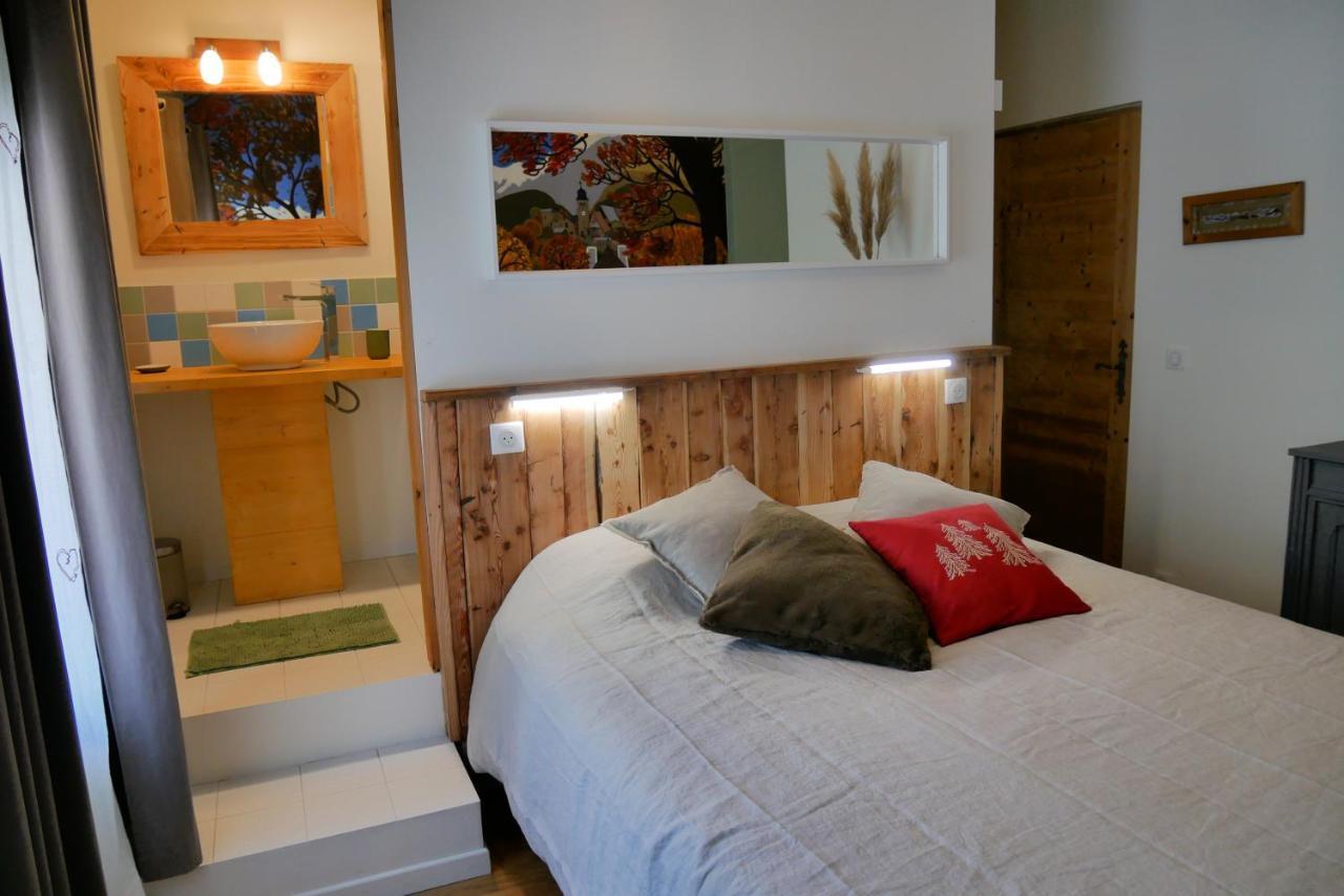 Bed and Breakfast Nid Douillet Briancon Exterior foto